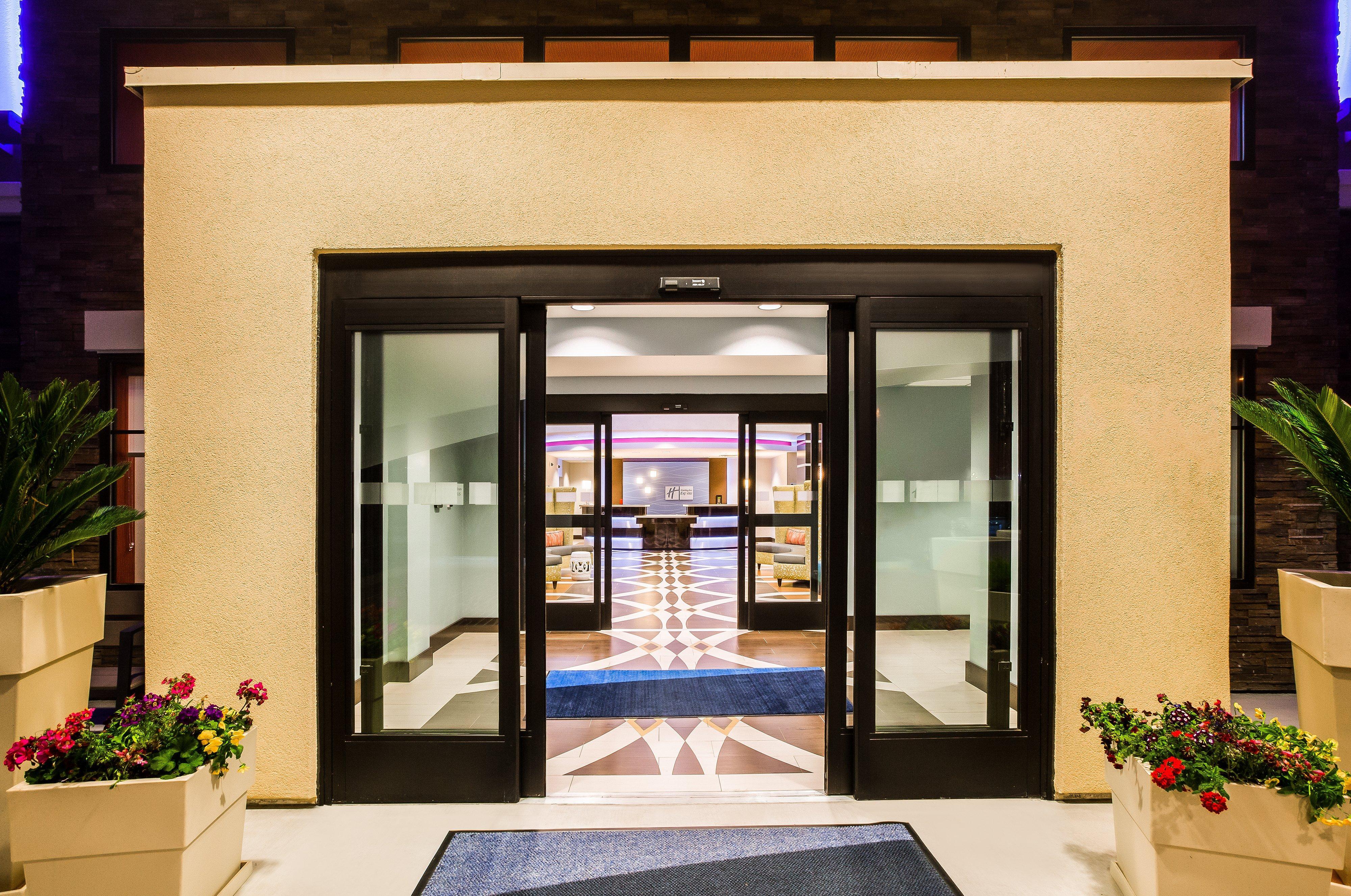 Holiday Inn Express & Suites Eureka By Ihg Zewnętrze zdjęcie